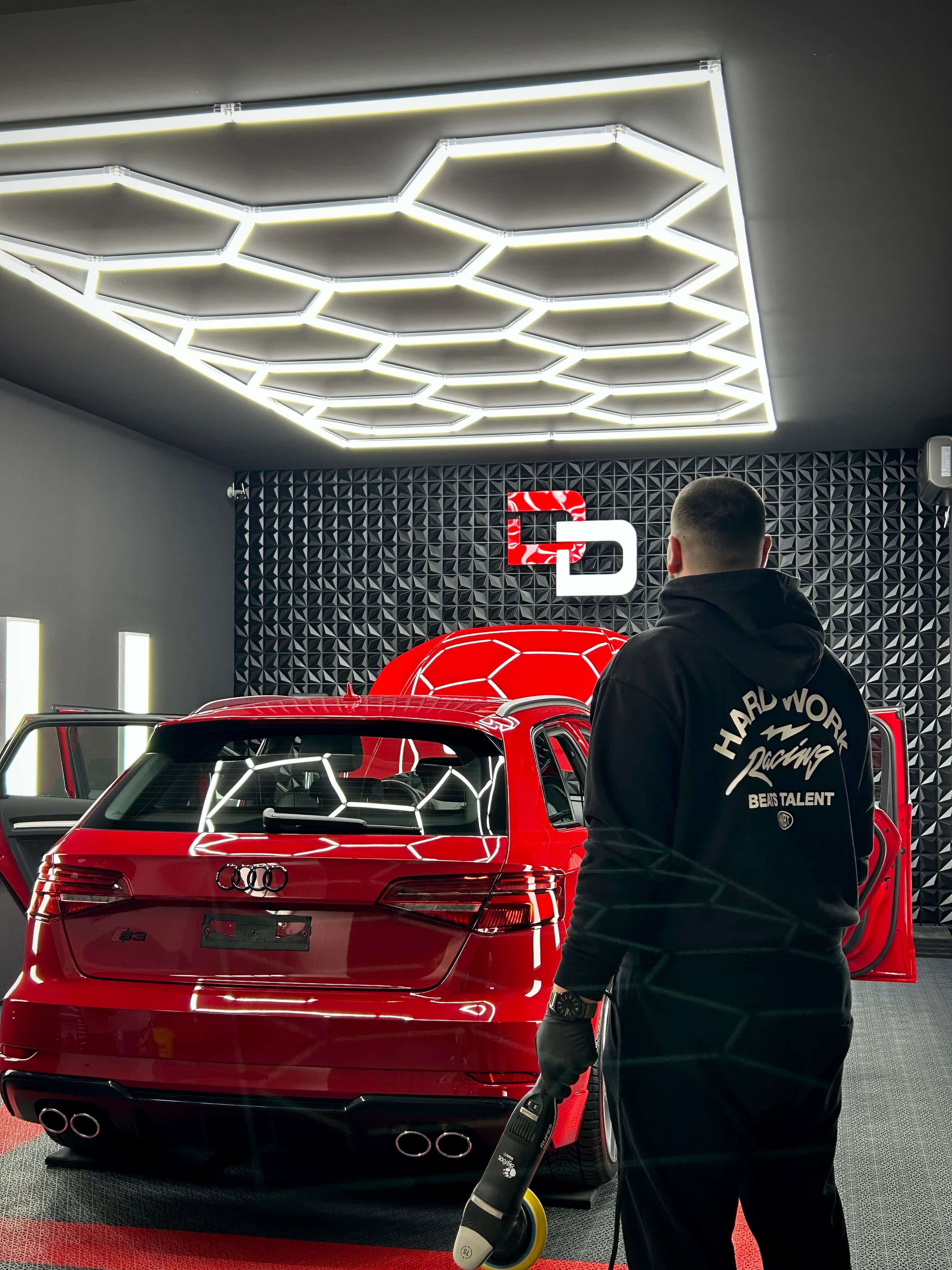 Dolphin Detailing studio